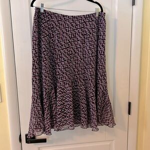 First Option Too Shirt- elastic waist, lined, flirty ruffle bottom in size 2X